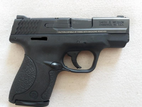 Venta pistola 9mm Smith&Wesson M-P Shield guiada en F  por 400€  portes a cargo comprador.
Unico propietario, 21