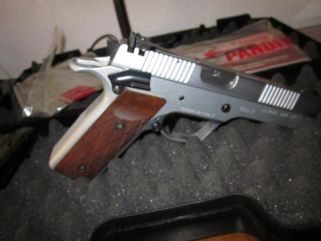 Hola.
Pongo a la venta pistola Pardini modelo GT9,tiene maletin original,manual de instruciones
sus dos 30