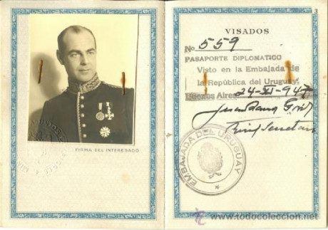  EN RECUERDO Y HOMENAJE A LOS QUE YA NO ESTÁN. 

Si pones en  GOOGLE    PASAPORTES EN LA MEMORIA   da 131