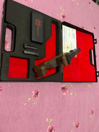 Buenas tardes compañeros se vende una Morini CM22 impoluta, con todas sus herramientas, dos cargadores 01