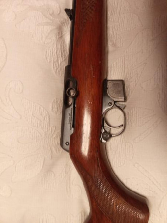 Se vende carabina semiautomática BRNO 581 del año 1976 .Ya no se hacen estás joyas ,en mecanismos y calidad 02