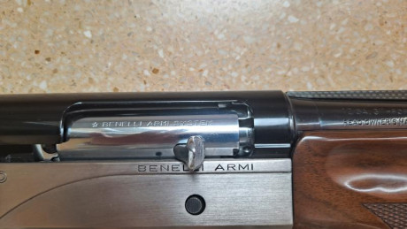 Vendo escopeta Rafaelo Crio del 12, cañón de 71 cm y casi como si la compraras en armería porque no la 00