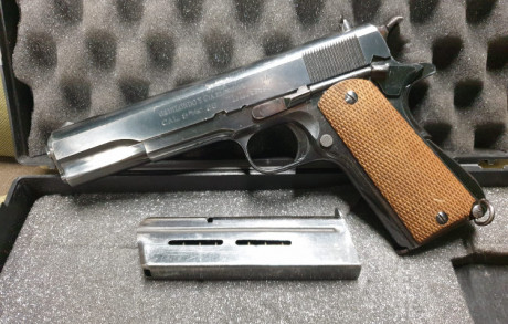 Se vende pistola de la marca Llama modelo Extra.
Calibre nueve largo.
Copia española del Colt modelo 1911 00