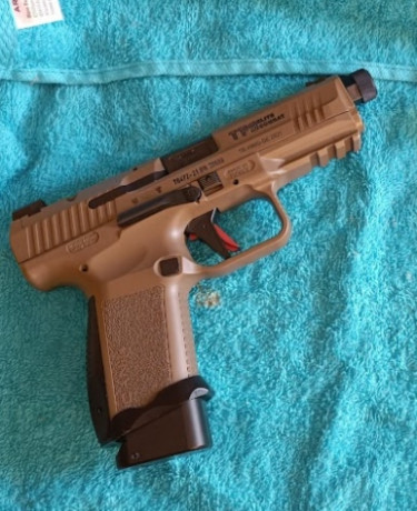 Se vende Canik tp9 elite combat junto con punto rojo holográfico vortex Venom.
El arma está prácticamente 01