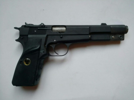 Buenas tardes compañeros. Busco una pistola 
FN BROWNING GP-35, HP High-Power, en acero inox, Con mira 01