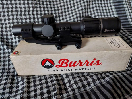 Vendo visor  BURRIS RT-6 de 1-6x24 , con retícula iluminada.

Estado: Completamente nuevo, comprado hace 00