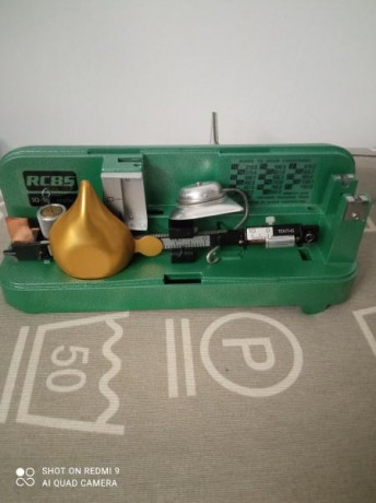 Vendo bascula analógica Rcbs 10-10.
Fabricada en USA.
Muy precisa.
Precio 100€ 11
