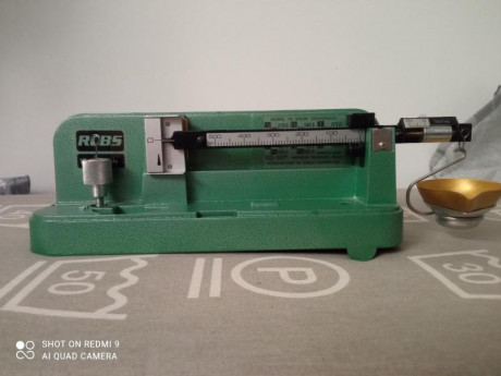 Vendo bascula analógica Rcbs 10-10.
Fabricada en USA.
Muy precisa.
Precio 100€ 31