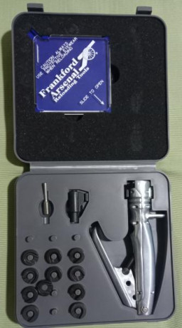 Vale para pistón grande y pequeño, tambien permite regular la profundidad del piston.

PRECIO 85,00€ más 00