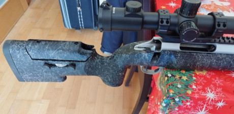 Buenas,

Pongo a la venta mi rifle Sabatti con 2325 tiros por cambio a un proyecto superior.
Rifle, maleta, 21