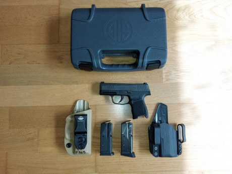 Pongo a la venta mi pistola Sig Sauer P365. Guiada con licencia A. Comprada en septiembre de 2020, no 01