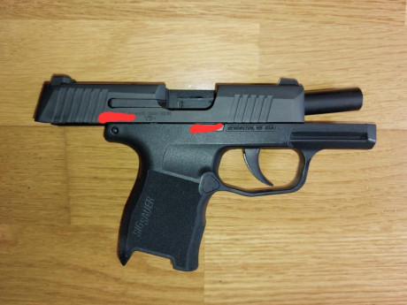 Pongo a la venta mi pistola Sig Sauer P365. Guiada con licencia A. Comprada en septiembre de 2020, no 12