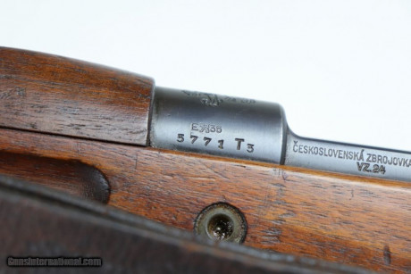 Hola a todos, para los expertos en armas de guerra, en este caso se trata de un Vz24 custom Cal 7,92x57 100