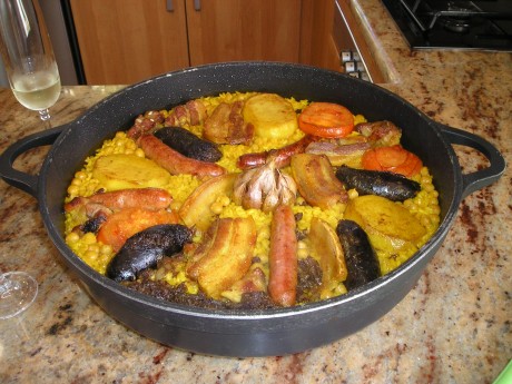 Queridos amigos: ante las expectación :8 causada por el desayuno que me he pegado esta mañana, el cual 130