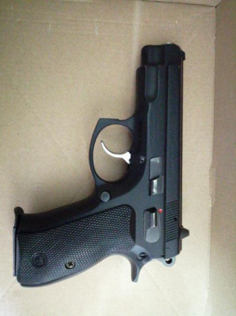 Que tal, por necesidades, vendo o cambio cz75 compact 9para Guida en A, pero da las medidas en f
Regalo 01