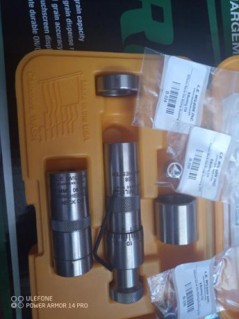 Báscula rcbs lite precio 300 eurs,dais Wilson calibre 308 con prensa recta precio 300 eurs, ultrasonido 01