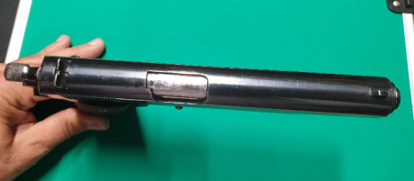 Se vende pistola de la marca Llama modelo Extra.
Calibre nueve largo.
Copia española del Colt modelo 1911 40