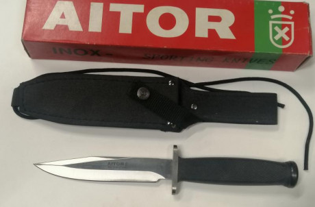 Cuchillo marca AITOR modelo RANGER edición especial para los suscriptores de la revista ARMAS del año 00