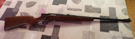 vendo rifle de cerrojo en calibre 222 remington, es un Savage 340C, tiene algunas pequeñas marcas de huso, 00