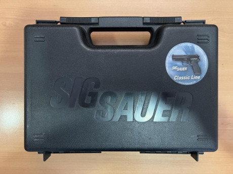 Sig Sauer P226r fabricada en alemania. Se vende con cargador original, dos cargadores mec gar de 18 y 02