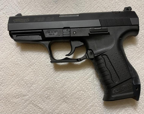 Vendo Walther P99 QA 40S&W en perfecto estado solo a tirado 500 tiros, 
La pistola está en Barcelona
Precio 00