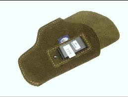 como llevais el arma de paisano? funda interior, exterior de cuero, cordura, polimero? cual creeis que 160