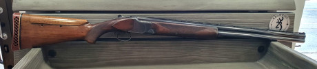 Buenas a todos, Un amigo me pide le anuncie esta escopeta.

ESCOPETA SUPERPUESTA FN BROWNING 12 GA-Shells 02