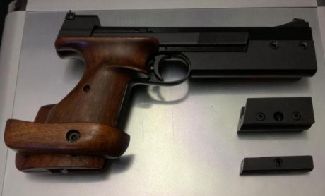        ***Vendida, gracias a todos por el interés***  

Vendo pistola Hammerli 208 International, cal. 10