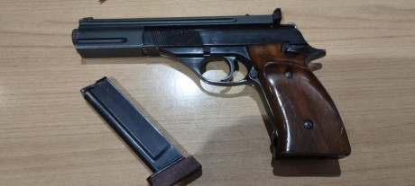 Vendo pistola Astra TS 22lr guiada con F por no utilizarla,la compre a un amigo que se dejaba el tiro 00