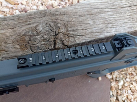 Vendo Rifle HK USC en .45 ACP - version civil de la HK UMP.
Se puede ver en Paiporta / Valencia.
El Rifle 41