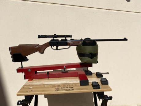 Aparte de las Crosman 1337 hasta arriba de piezas custom (vamos, las tuneadas de toda la vida) y las sheridan 161