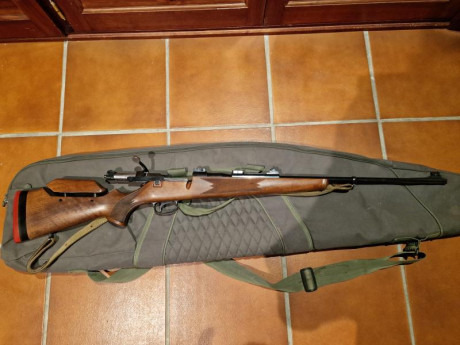 Vendo Mauser 66SM calibre 300 win magnum
Con monturas y anillas apel
Lleva pelo
Culata regulable 
En muy 02
