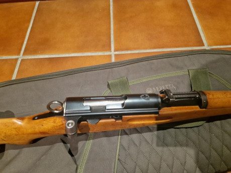 Vendo Schmidt-Rubin K31  calibre  7,55x55.
En muy buen estado, mejor ver.
El arma se encuentra en Madrid.
Se 01