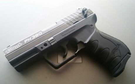 Vendo en Almería esta Walther PK380.
Guiada en A. Cal. 9 corto/.380auto.
Viene con maletín original, instrucciones, 02