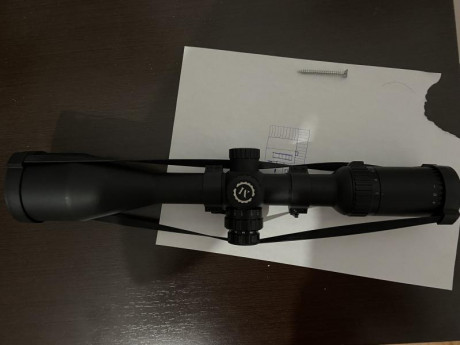 Buenas noches compañeros, Vendo visor moa ranger 3-18x56 con retícula iluminada y corrector de parelaje. 01