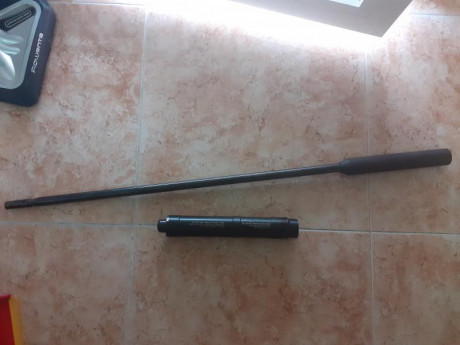 Hola,vendo cañón para HW100 con moderador de la misma casa,todo nuevo,apenas 100 tiros,precio 100€. 20230611_164627.jpg 00