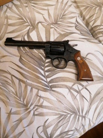 Buenos días. Me dirijo a los poseedores del Smith and Wesson modelo 14. He conseguido uno de ocasión en 71