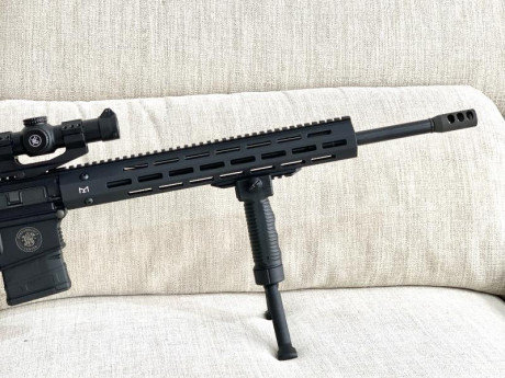 Vendo AR10 Smith&Wesson calibre 6.5 creedmoor con cañón de 20 pulgadas, ambidiestro, A ESTRENAR ni 00