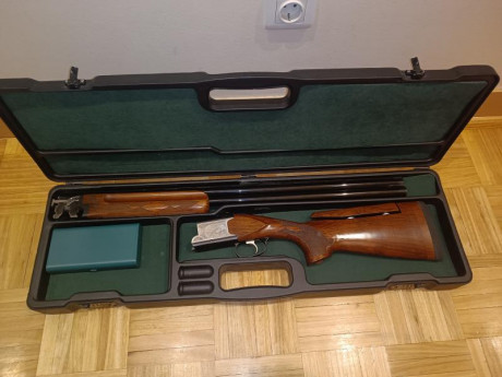 Buenas tardes, vendo en Madrid está Laurona trap. Tiene alza regulable realizada a medida está arma no 02