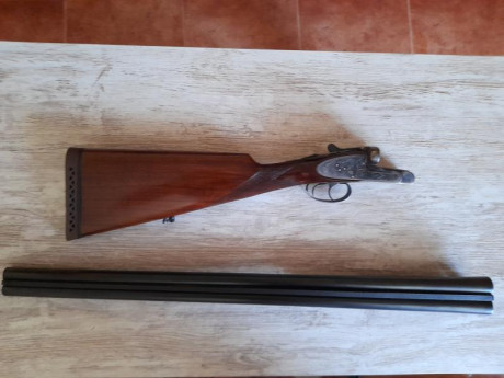 Vendo escopeta yuxtapuesta Gaspar Arizaga cañones de 70 cm con 3 y 1 estrellas,pletina larga ,cañones 00