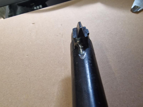 Buenos días, tengo un Mauser Oviedo desde hace poco tiempo y he observado dos cosas:

- Lo que parecen 90