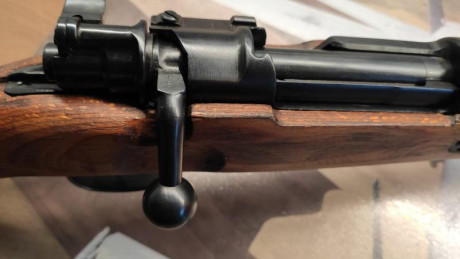 Buenos días,

quería saber si conocéis/recomendais algún armero para restaurar un rifle Mauser K98. Funciona 20