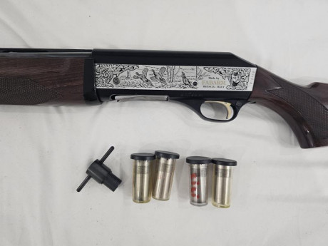 Buenos días ,

Busco escopeta Fabarm gamma lux de tiro al plato con 76 cm de cañón.

Tengo un presupuesto 60