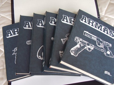 Hola a todos
Vendo revistas de la colección ARMAS, del nº 1 al 223 correlativos y encuadernados, en un 01