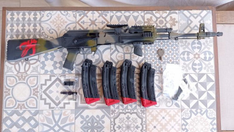 Se vende carabina del 22LR de la marca GSG modelo AK-47, guiada en A (EA).

Se trata de la versión tradicional 02