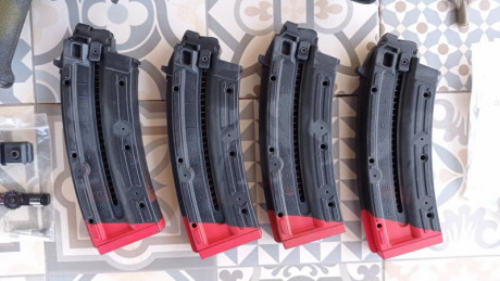 Se vende carabina del 22LR de la marca GSG modelo AK-47, guiada en A (EA).

Se trata de la versión tradicional 00