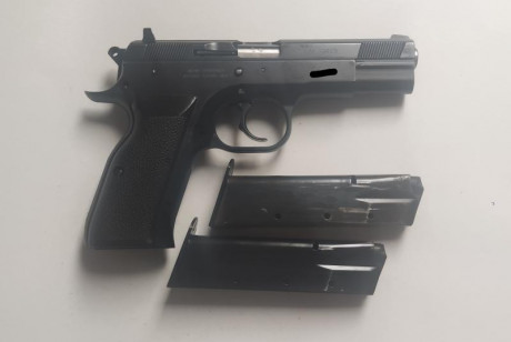 Buenas busco pistola del tipo glock 17-19, s&w, walther pqq, cz 75, 85 etc precio 300€
Tel 691764229 31