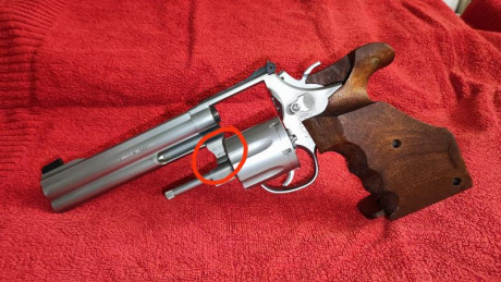 Hola buenos días , estoy mirando un revólver Smith and Wesson 686 6 inch y soy nuevo en el mundo de los 10
