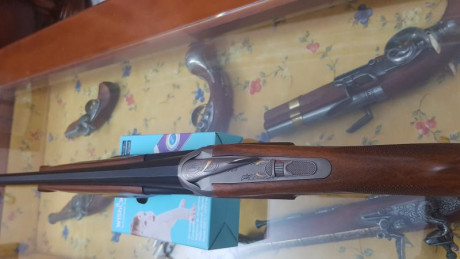 Se vende escopeta superpuesta Fabarm Axiss Sporting calibre 12, de 71cm de cañon, con juego de 5 polichok, 00