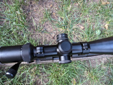 Se vende rifle únicamente usado en rececho Bergara Hmr en calibre 6.5 cr montado con un delta titanium 00
